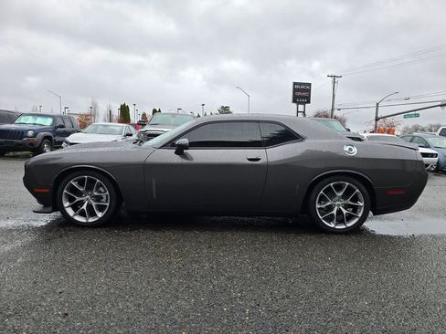 Used 2022 Dodge Challenger GT image 6
