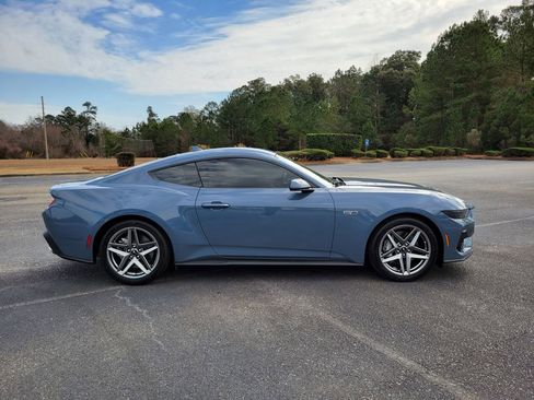 Certified 2025 Ford Mustang GT image 7