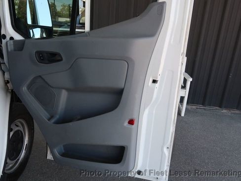 Used 2018 Ford Transit 250 148 Medium Roof RWD image 24