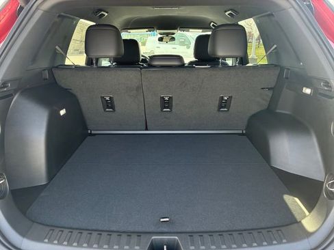 New 2026 Chevrolet Equinox LT w/ Convenience Package II FWD image 16