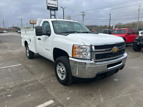 Used 2013 Chevrolet Silverado 2500 W/T image 4