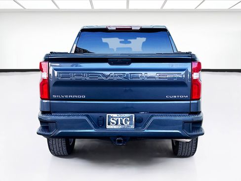 Used 2022 Chevrolet Silverado 1500 Custom image 5