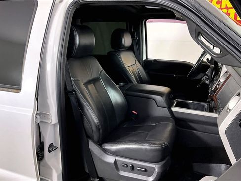 Used 2014 Ford F250 Lariat w/ Lariat Ultimate Package image 8