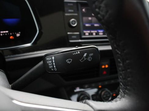 Used 2022 Volkswagen Jetta SE FWD image 14