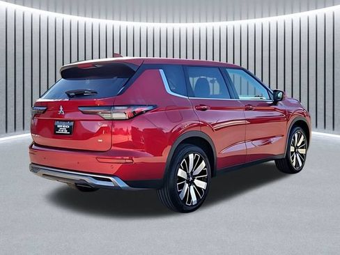 New 2026 Mitsubishi Outlander SE FWD image 6