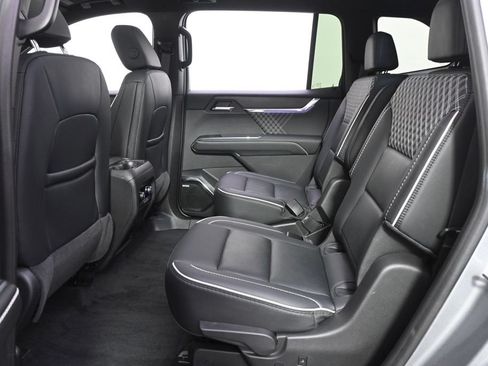 Used 2024 GMC Acadia Denali w/ LPO, Floor Liner Package AWD/4WD image 22