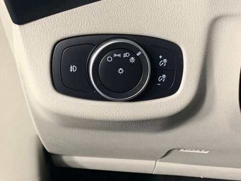 Used 2020 Ford Transit Connect XLT w/ Trailer Tow Package FWD image 16