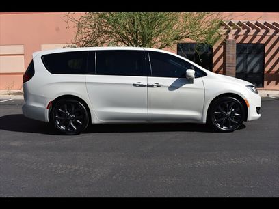 Used 2019 Chrysler Pacifica Touring Plus w/ S Appearance Package