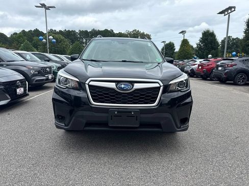 Used 2020 Subaru Forester Premium AWD/4WD image 6