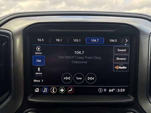 Used 2021 Chevrolet Silverado 1500 LT Trail Boss w/ Convenience Package II image 13