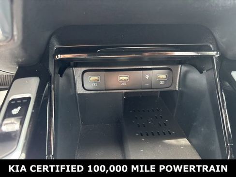 Certified 2023 Kia Sorento SX FWD image 18