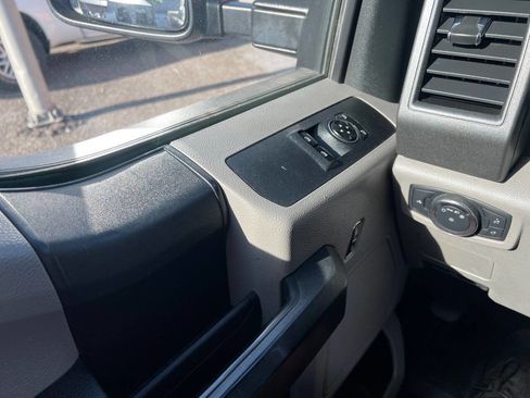 Used 2017 Ford F250 XL w/ STX Appearance Package image 12