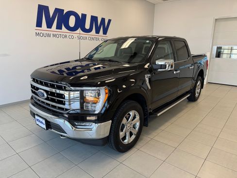Used 2023 Ford F150 Lariat AWD/4WD image 2