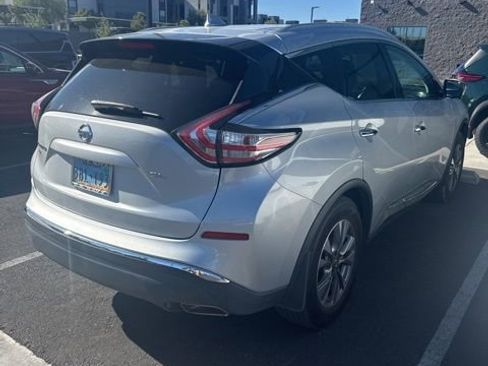 Used 2018 Nissan Murano SL w/ Moonroof Package image 3