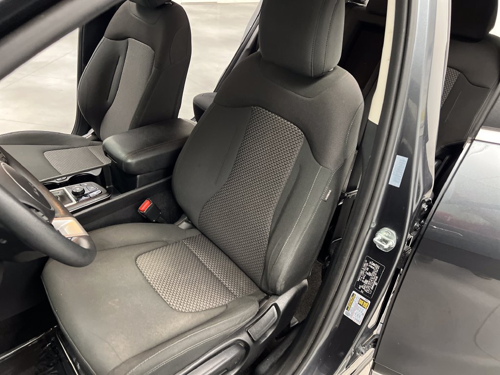 Used 2023 Kia Sportage LX FWD image 11