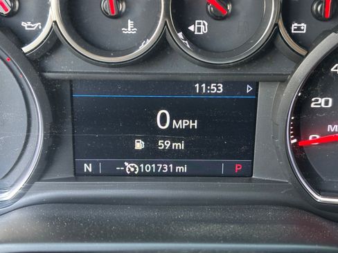 Used 2022 Chevrolet Silverado 1500 LT RWD image 7
