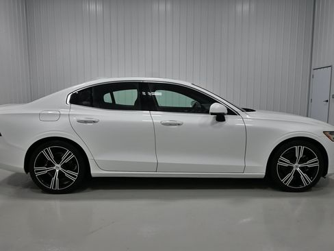 Used 2021 Volvo S60 T5 Inscription AWD/4WD image 37