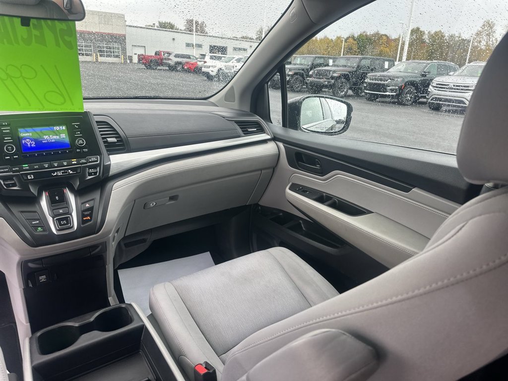 Used 2019 Honda Odyssey LX image 11