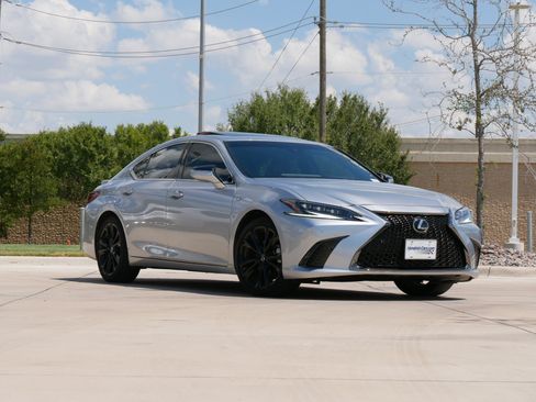 Used 2022 Lexus ES 350 F Sport FWD image 2
