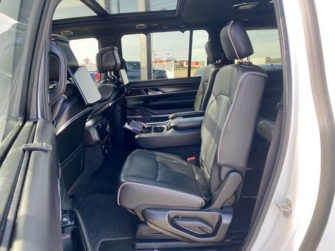 Used 2024 Jeep Grand Wagoneer L Series II w/ Quick Order Packagew 28T image 12