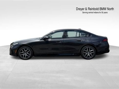 Certified 2026 BMW i5 eDrive40 w/ M Sport Package AWD/4WD image 2