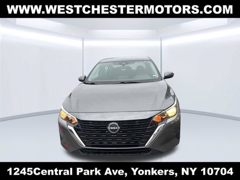 Used 2024 Nissan Sentra SV FWD image 2