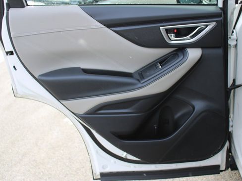 Used 2023 Subaru Forester Limited image 24