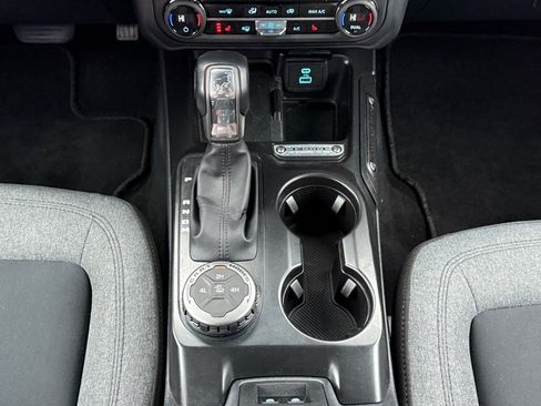 Used 2025 Ford Bronco Big Bend image 23