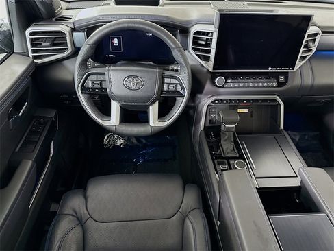 Certified 2024 Toyota Sequoia Platinum image 3