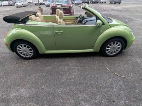 Used 2004 Volkswagen Beetle GLS FWD image 19