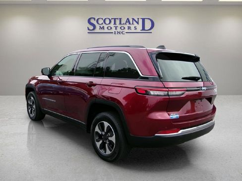 Used 2024 Jeep Grand Cherokee Limited 4xe AWD/4WD image 8