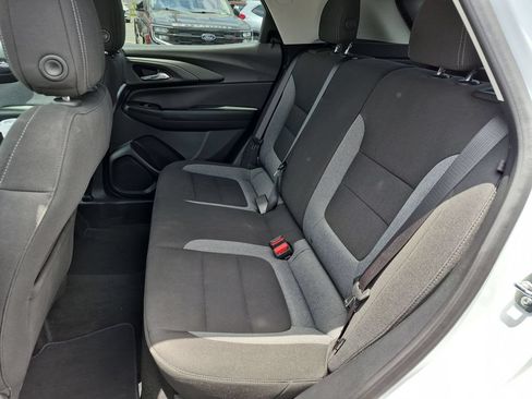 Used 2025 Chevrolet TrailBlazer LT AWD/4WD image 28