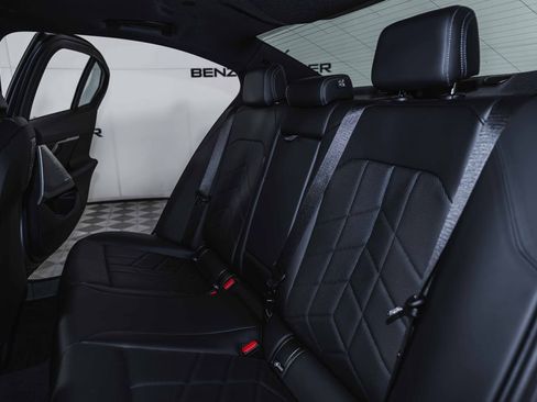 Used 2026 BMW 530i 530i w/ M Sport Package image 33