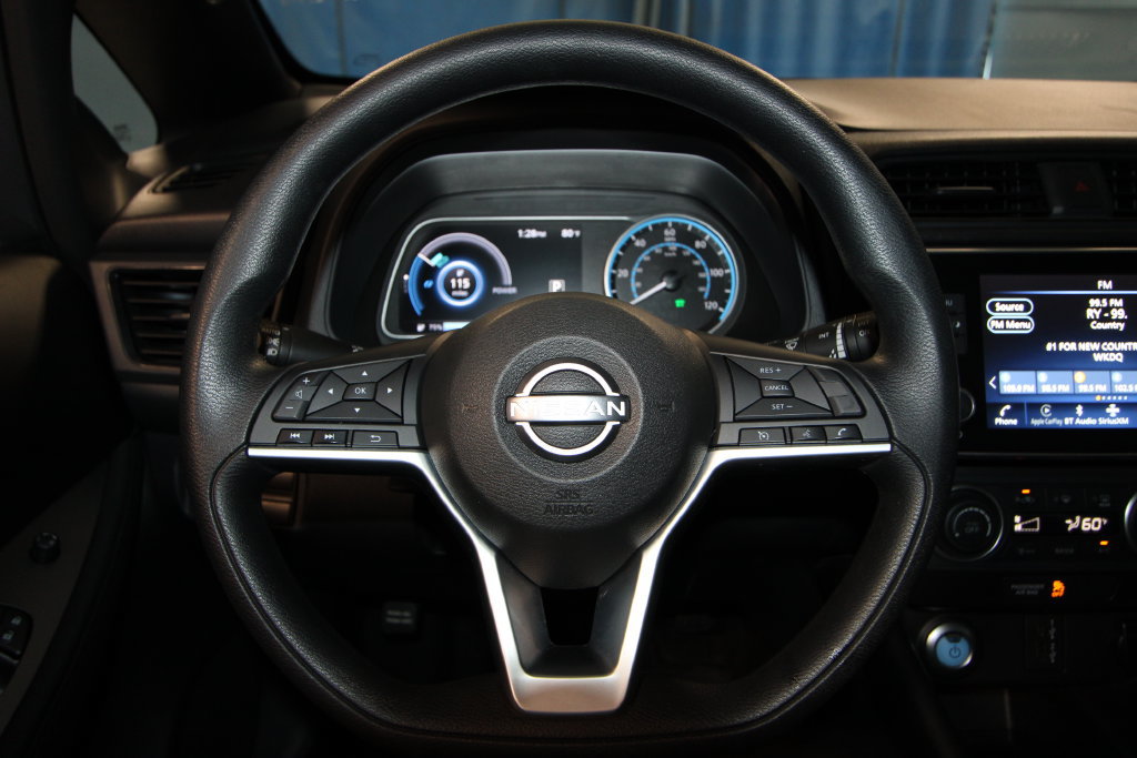 Used 2025 Nissan Leaf S FWD image 11
