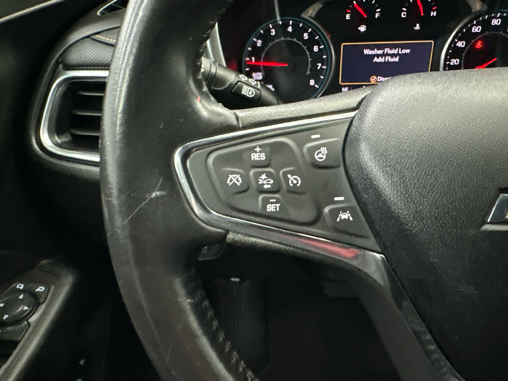 Used 2021 Chevrolet Equinox Premier FWD image 27