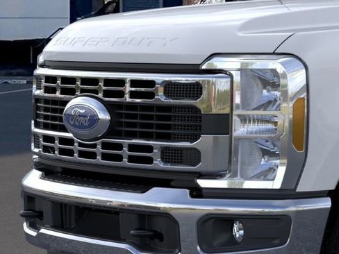 New 2026 Ford F350 4x4 Crew Cab DRW Super Duty image 20