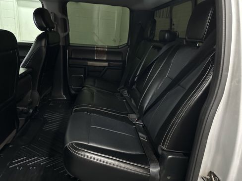 Used 2018 Ford F150 Lariat w/ Max Trailer Tow Package image 34