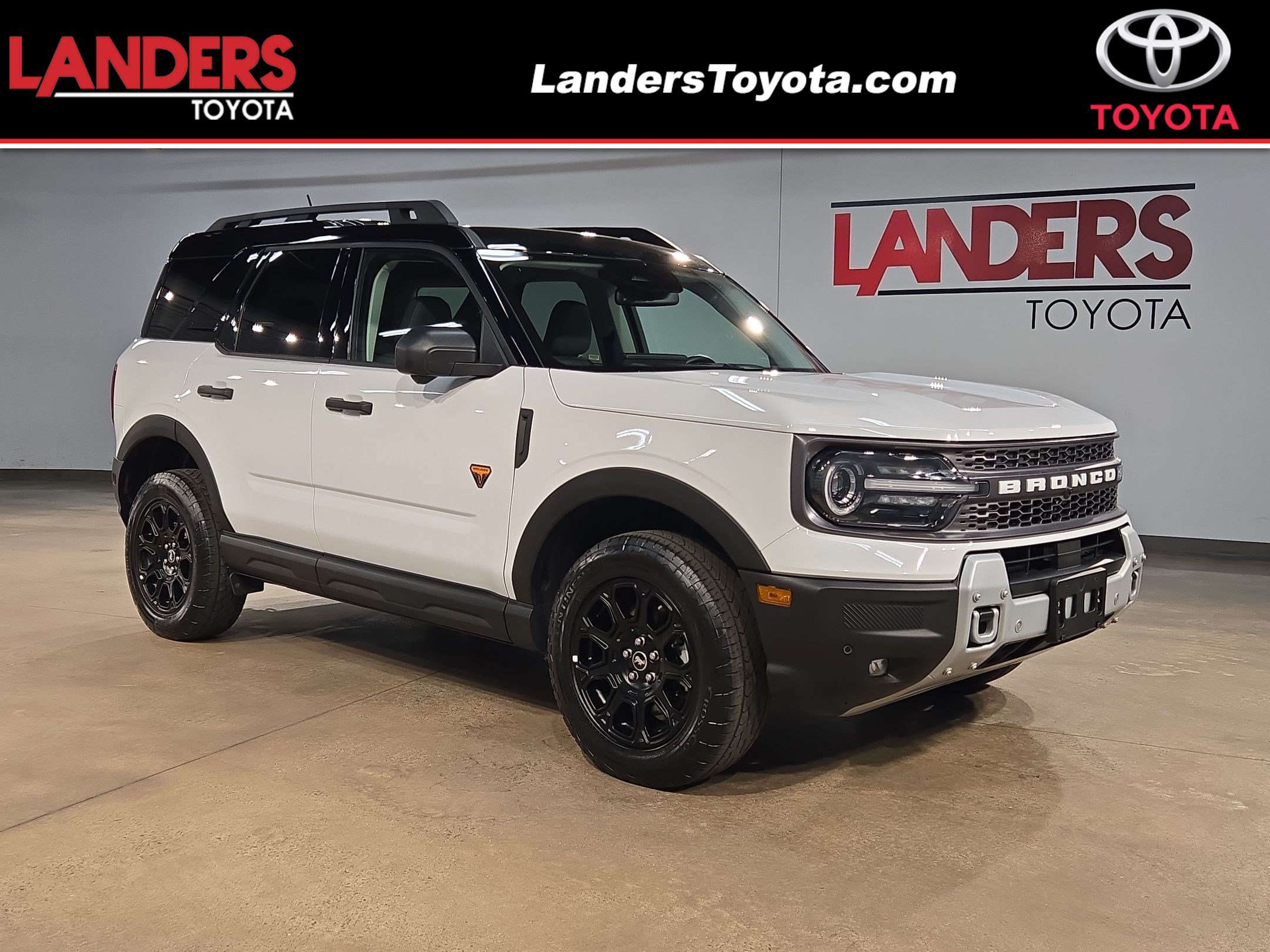 Used 2025 Ford Bronco Sport Badlands AWD/4WD image 1