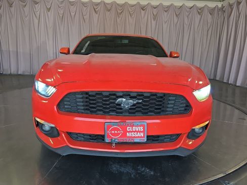 Used 2016 Ford Mustang Coupe RWD image 11