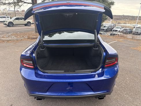 Used 2018 Dodge Charger R/T image 25