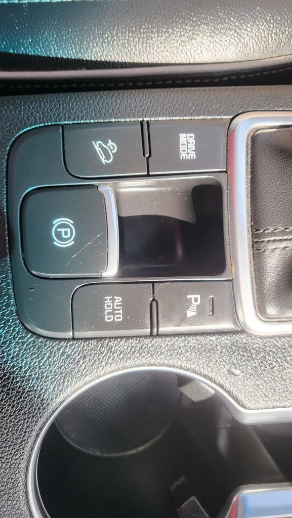 Used 2020 Kia Sportage SX FWD image 38