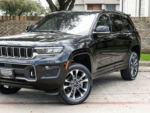 Used 2023 Jeep Grand Cherokee Overland w/ Luxury Tech Group IV image 14