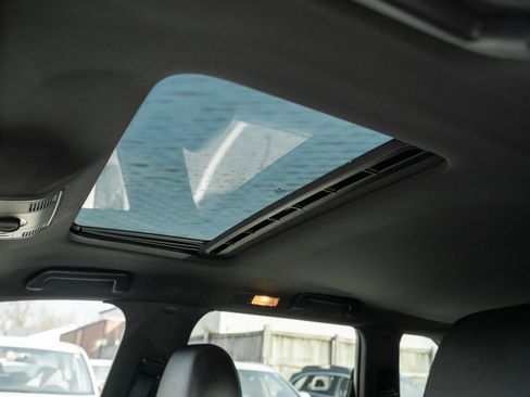 Used 2008 Porsche Cayenne S image 17