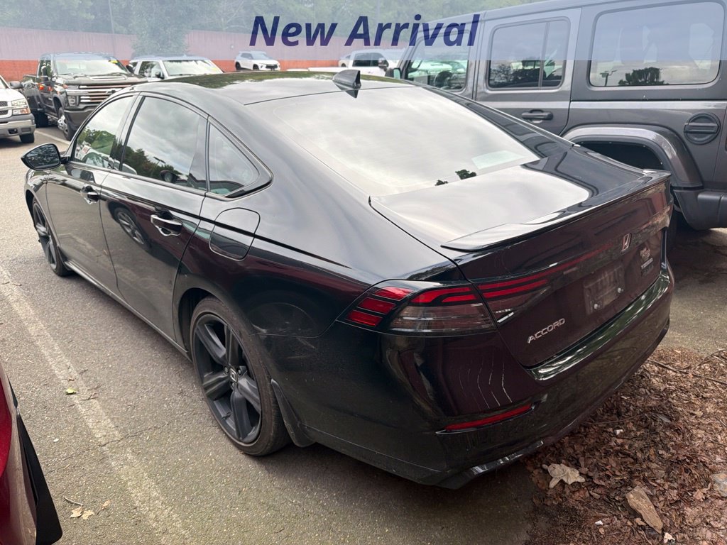 Used 2024 Honda Accord Sport image 7