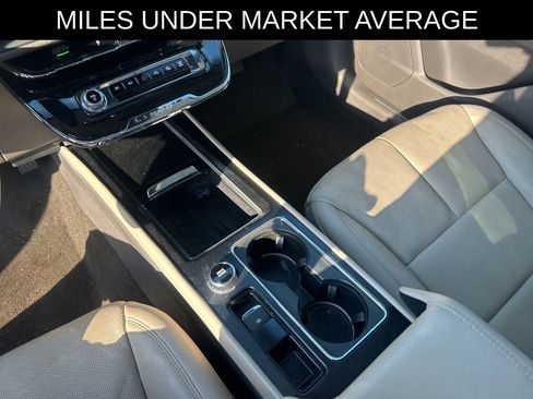 Used 2023 Lincoln Corsair Reserve w/ Equipment Group 201A image 17