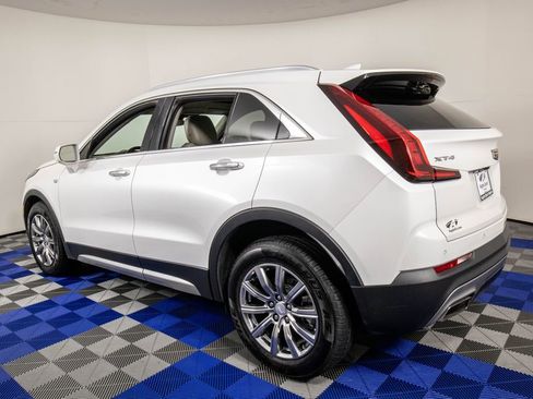 Used 2021 Cadillac XT4 Premium Luxury w/ Cold Weather Package FWD image 6
