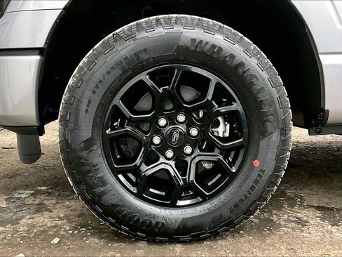 New 2025 Ford F150 XLT w/ Equipment Group 302A MID image 8