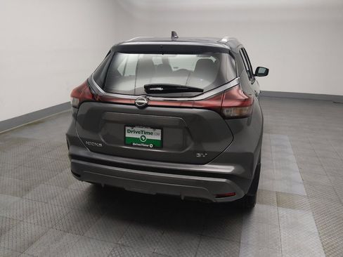 Used 2024 Nissan Kicks SV FWD image 7