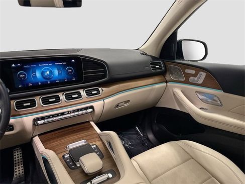 Certified 2022 Mercedes-Benz GLS 450 4MATIC w/ AMG Line Exterior image 25