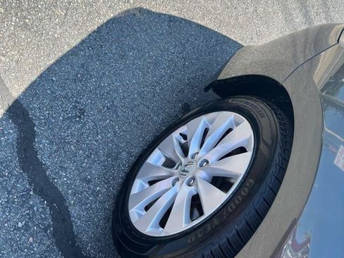 Used 2015 Honda Accord EX-L image 11